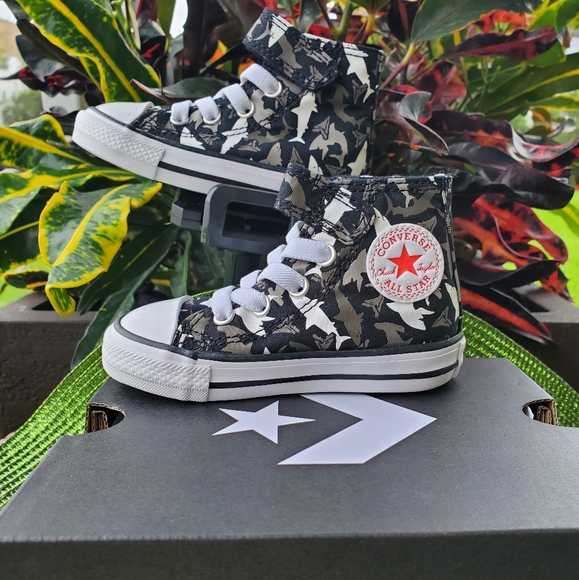 CONVERSE  CTAS 1V HI  INFANT SZ / 766889F - Picture 10 of 16